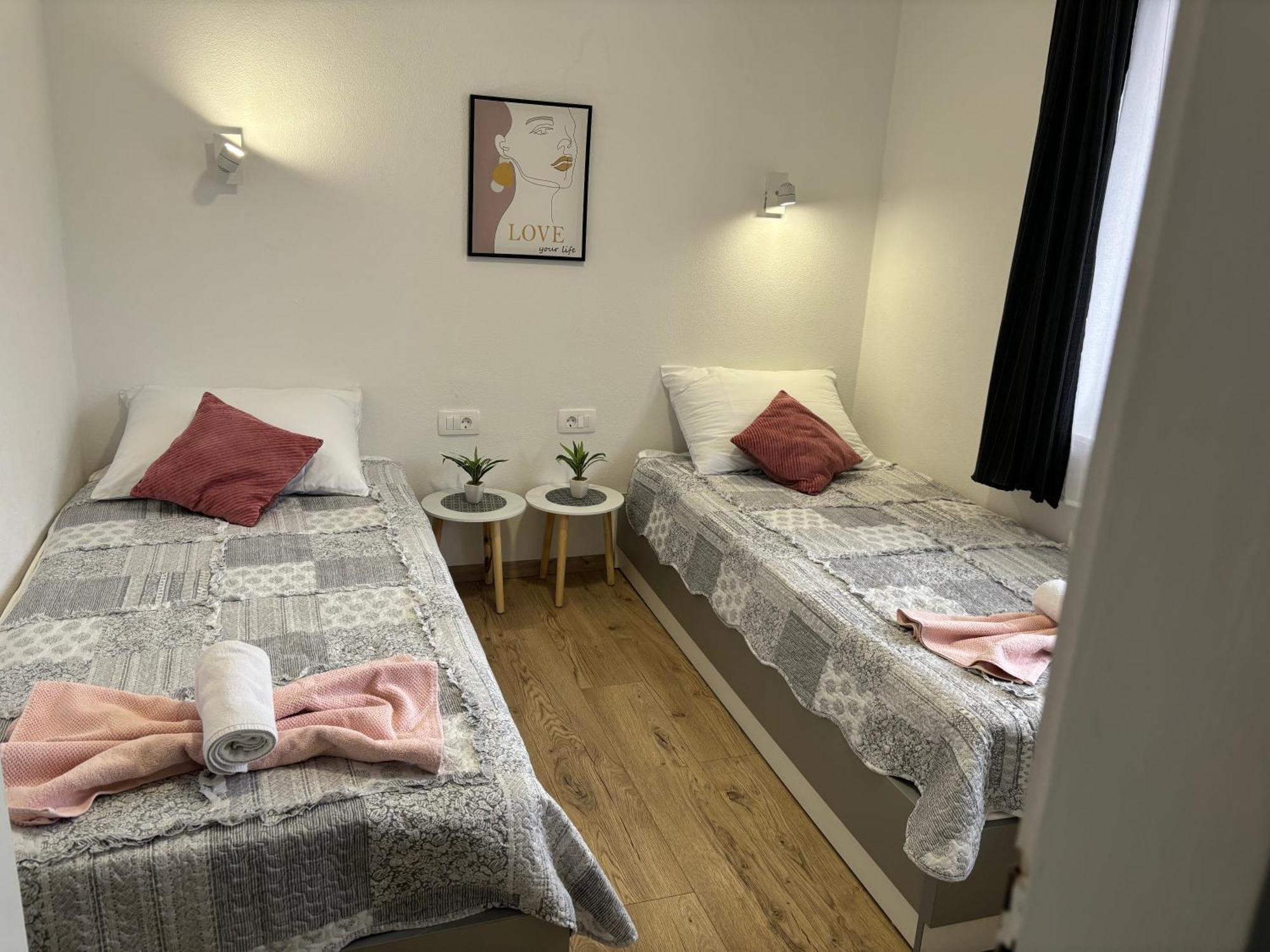 Appartement Center Novalja